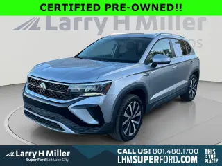 Volkswagen Taos 2022 SE 4p SUV