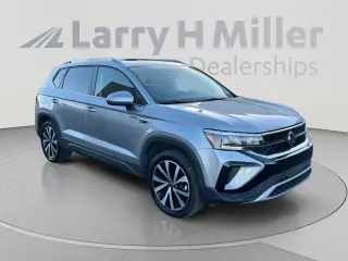 Volkswagen Taos 2022 SE 4p SUV