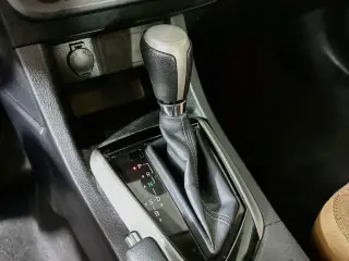 Toyota Corolla 2015 LE 4dr Sedán
