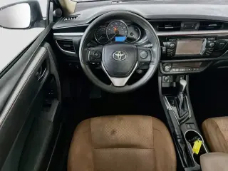 Toyota Corolla 2015 LE 4dr Sedán