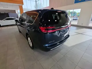 Chrysler Pacifica 2025 Select 4dr Mini-Van