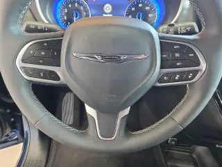 Chrysler Pacifica 2025 Select 4dr Mini-Van