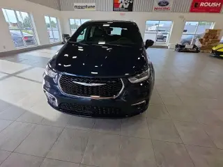 Chrysler Pacifica 2025 Select 4dr Mini-Van