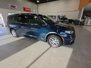 Chrysler Pacifica 2025 Select 4dr Mini-Van