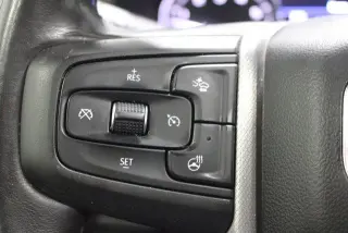 GMC Yukon 2021 4x4 Denali 4p SUV