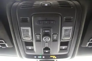 GMC Yukon 2021 4x4 Denali 4p SUV