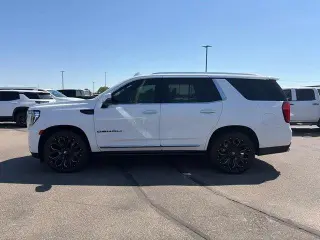GMC Yukon 2021 4x4 Denali 4p SUV