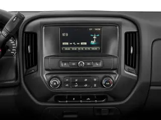 Chevrolet Silverado 1500 2018 4x4 Custom 4p Doble Cabina 6.5 pies SB