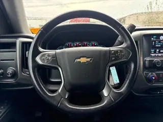 Chevrolet Silverado 1500 2017 4x2 LT 4p Cabillara Tripa 5.8 ft. CB