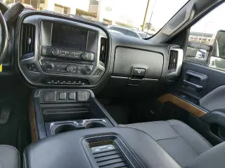 Chevrolet Silverado 2500HD 2019 4x4 LTZ 4dr Crew Cab SB
