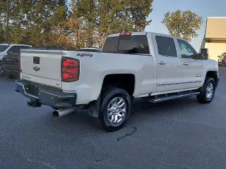 Chevrolet Silverado 2500HD 2019 4x4 LTZ 4dr Crew Cab SB