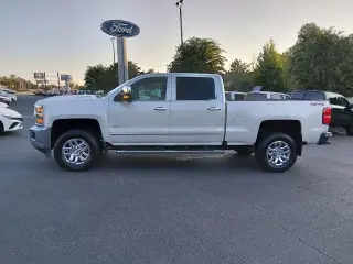 Chevrolet Silverado 2500HD 2019 4x4 LTZ 4dr Crew Cab SB