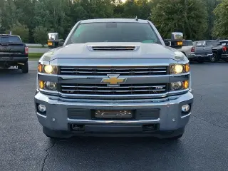 Chevrolet Silverado 2500HD 2019 4x4 LTZ 4dr Crew Cab SB
