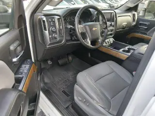 Chevrolet Silverado 2500HD 2019 4x4 LTZ 4dr Crew Cab SB