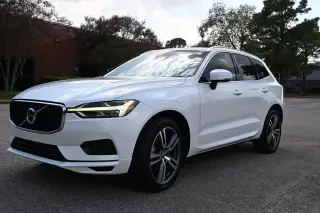 2020 Volvo XC60 T5 Momentum