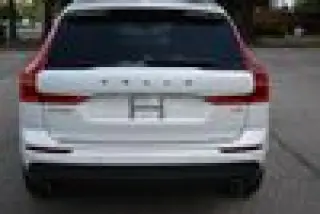 2020 Volvo XC60 T5 Momentum