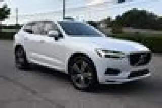 2020 Volvo XC60 T5 Momentum