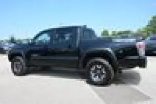 2022 Toyota Tacoma TRD Off-Road