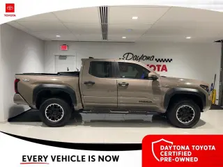 Toyota Tacoma 2026 4x4 TRD Todo Terreno 4p Doble Cabina 5.0 ft CB 8A