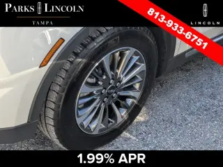 Lincoln Nautilus 2023 Estándar 4p SUV