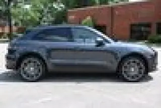 2021 Porsche Macan S- PREMIUM PLUS