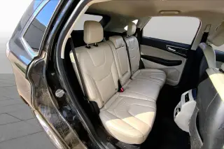 Ford Edge 2022 AWD Titanium 4dr Crossover