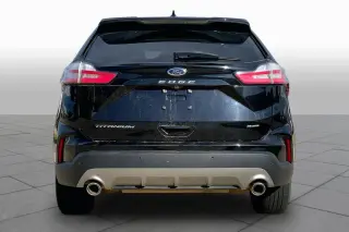 Ford Edge 2022 AWD Titanium 4dr Crossover
