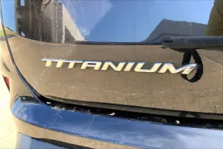 Ford Edge 2022 AWD Titanium 4dr Crossover