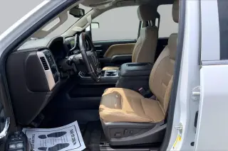 GMC Sierra 2500HD 2019 4x4 Denali 4dr Crew Cab SB