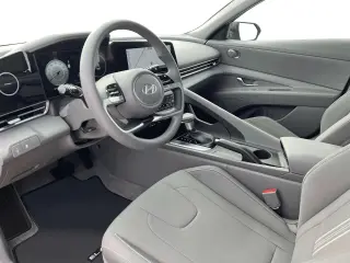 Hyundai ELANTRA 2024 SEL 4dr Sedán