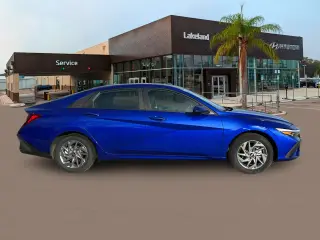 Hyundai ELANTRA 2024 SEL 4dr Sedán