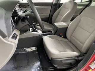 Hyundai ELANTRA 2020 SE 4p Sedana