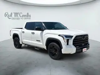 Toyota Tundra 2023 4x4 SR5 4dr CrewMax Cab Pickup SB