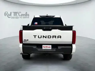 Toyota Tundra 2023 4x4 SR5 4dr CrewMax Cab Pickup SB