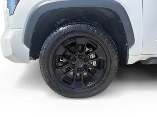 Toyota Tundra 2023 4x4 SR5 4dr CrewMax Cab Pickup SB