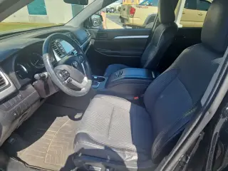 Toyota Highlander 2016 LE 4p SUV (3.5L V6)