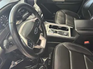 Ford Explorer 2023 AWD XLT 4dr SUV