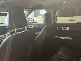 Ford Explorer 2023 AWD XLT 4dr SUV