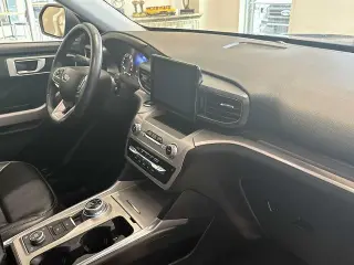 Ford Explorer 2023 AWD XLT 4dr SUV