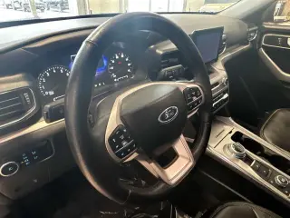 Ford Explorer 2023 AWD XLT 4dr SUV
