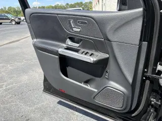 Mercedes-Benz GLB 2025 GLB 250 4dr SUV