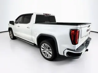 GMC Sierra 1500 2021 4x4 Denali 4dr Crew Cab 5.8 ft. SB