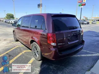 Dodge Grand Caravan 2017 SE Minivan de 4 puertas