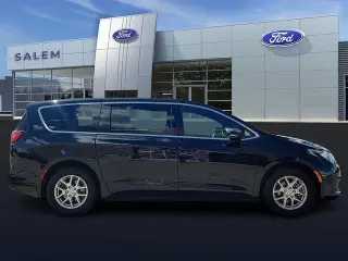 Chrysler Voyager 2025 LX 4dr Mini-Van