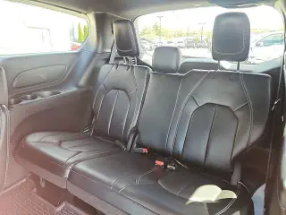 Chrysler Voyager 2025 LX 4dr Mini-Van