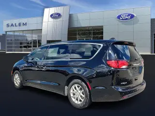 Chrysler Voyager 2025 LX 4dr Mini-Van