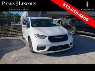 Chrysler Pacifica Hybrid 2021 Touring L 4dr Mini-Van