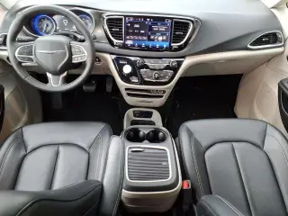 Chrysler Pacifica 2024 Touring L 4dr Mini-Van