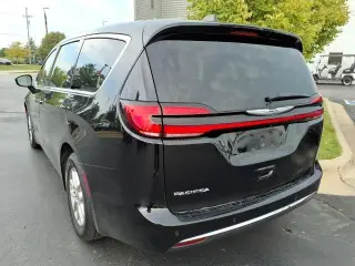 Chrysler Pacifica 2024 Touring L 4dr Mini-Van