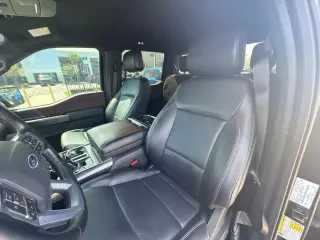 Ford F-150 2023 4x4 Lariat 4dr SuperCrew 5.5 ft. SB